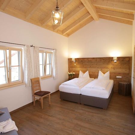 Pension Schweizerhaus Garni Weyarn Exterior foto