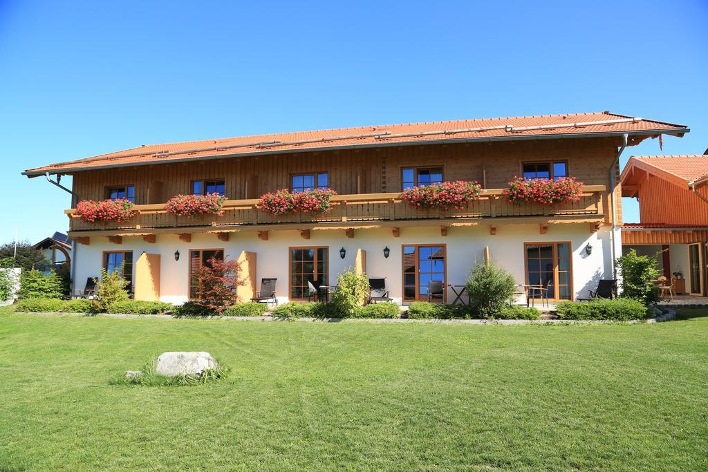 Pension Schweizerhaus Garni Weyarn Exterior foto