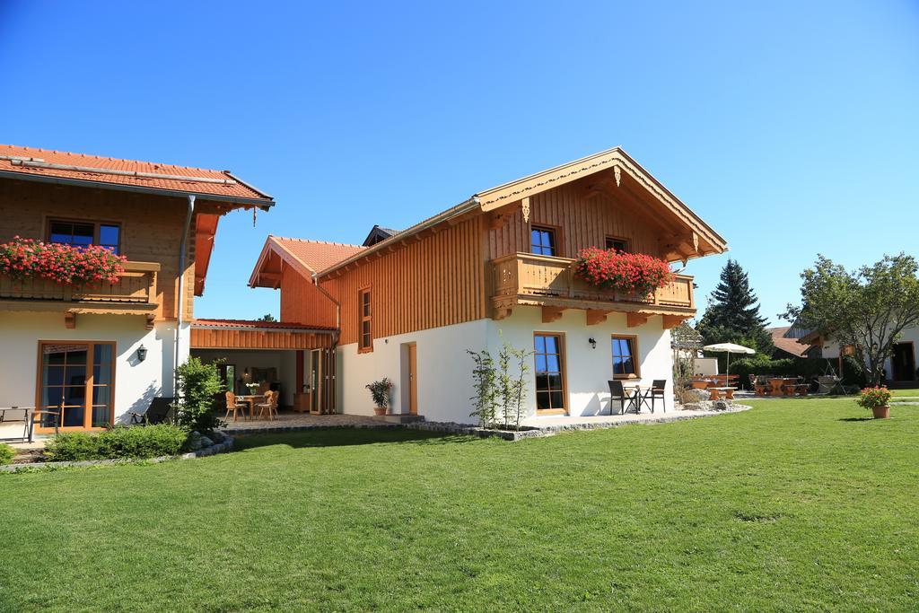 Pension Schweizerhaus Garni Weyarn Exterior foto