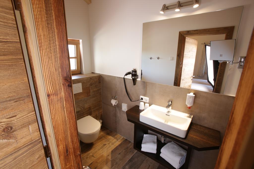 Pension Schweizerhaus Garni Weyarn Exterior foto
