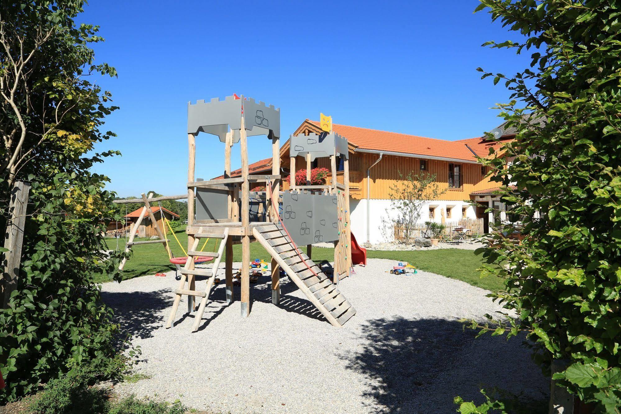 Pension Schweizerhaus Garni Weyarn Exterior foto