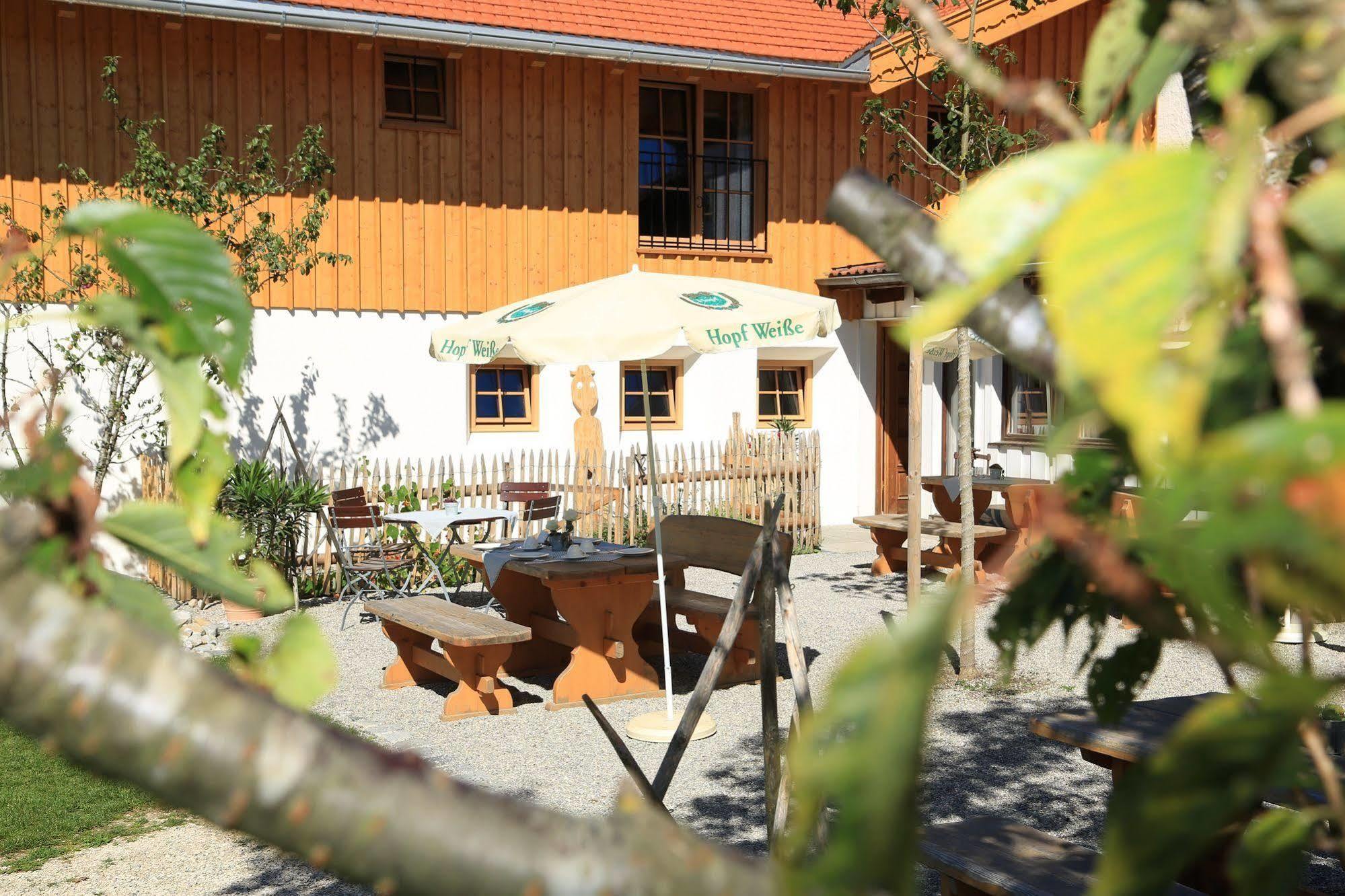 Pension Schweizerhaus Garni Weyarn Exterior foto